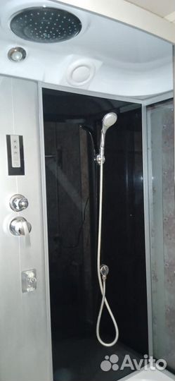 Душевая кабина с ванной