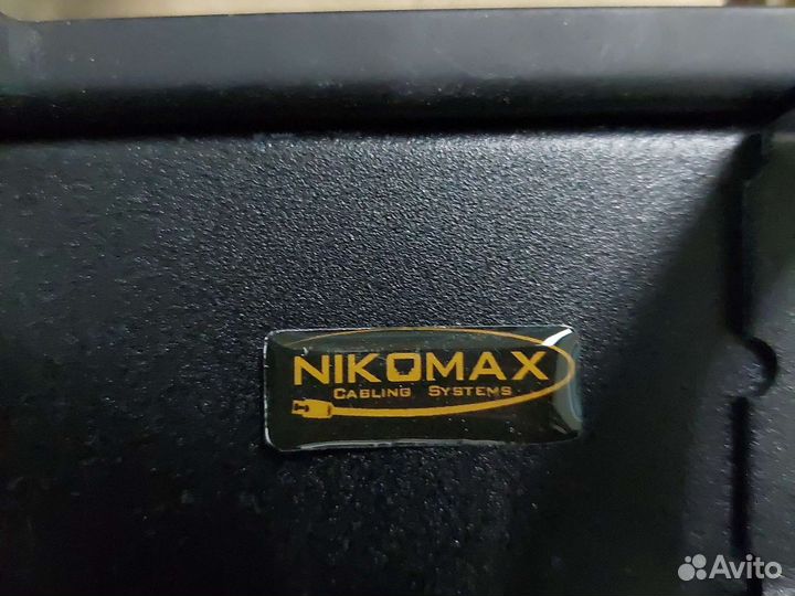 Кабельный органайзер Nikomax