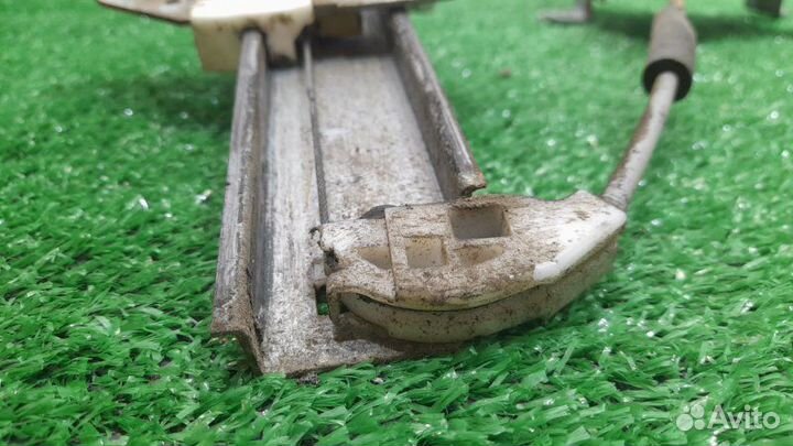 Стеклоподъемник передний правый Nissan Almera