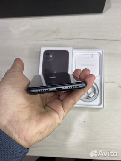iPhone 11, 128 ГБ
