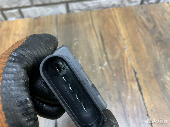 Skoda Karoq Блок электронный топливного насоса