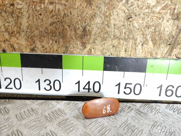 Повторитель в крыло правый Mitsubishi Legnum EA