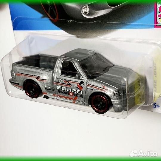 Hot wheels 99 ford F-150 SVT lightning