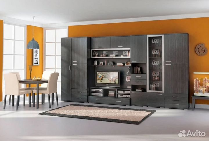 Угловой шкаф