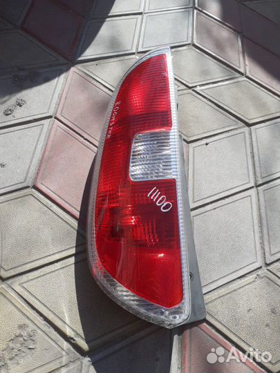 Фонарь Skoda Roomster