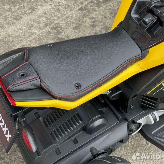 Мотоцикл трицикл