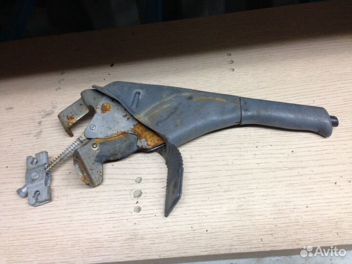 Ручник хонда хрв