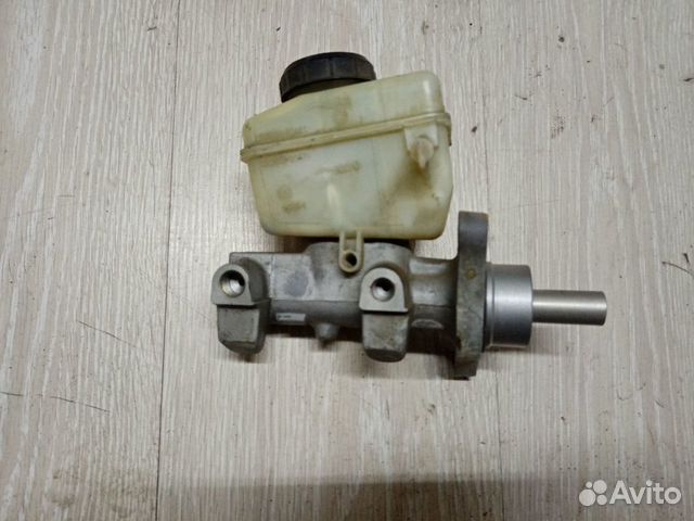Главный тормозной цилиндр гтц Renault duster