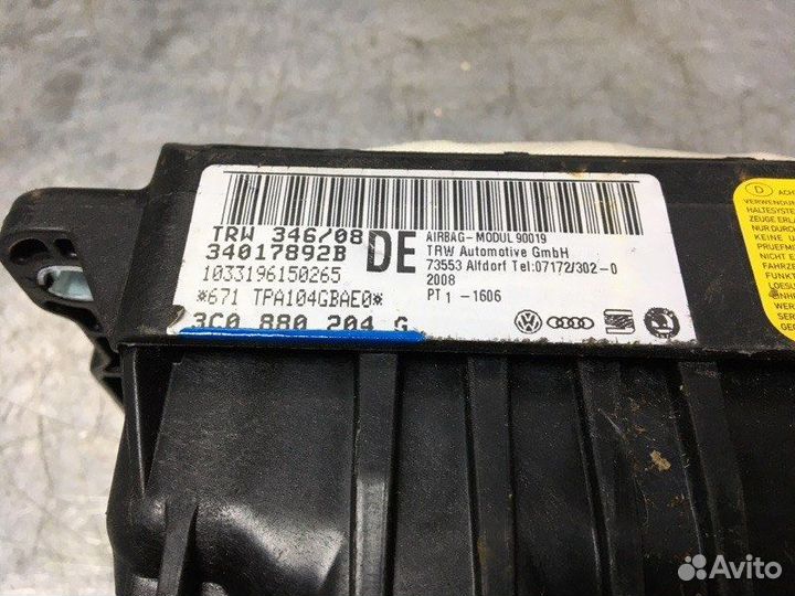 Подушка безопасности пассажирская (в торпедо)