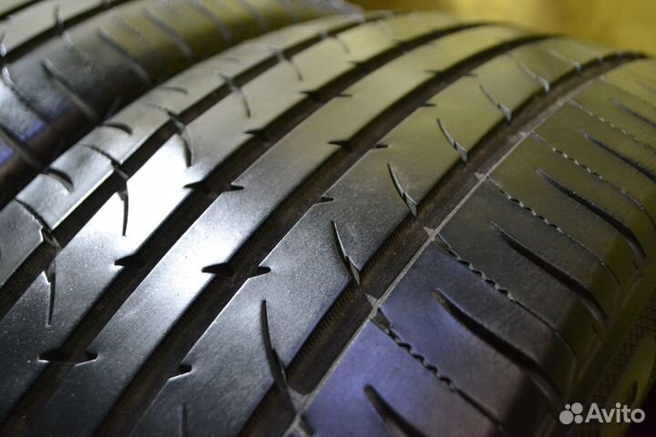 Toyo NanoEnergy 3 215/45 R17
