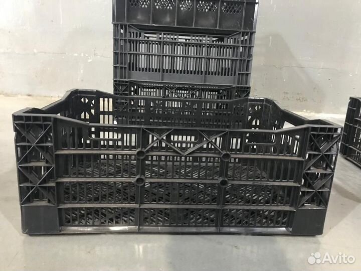 Пластиковые ящики