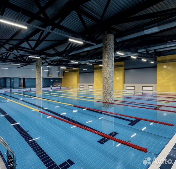 Тренер по плаванию