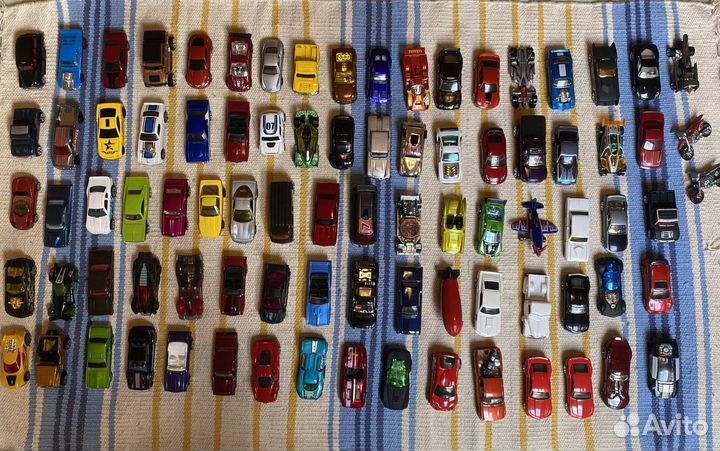 Hot wheels машинки