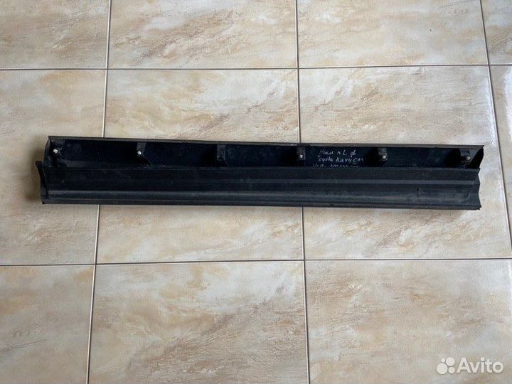 Накладка двери передняя левая Toyota Rav 4 Ca 40 С