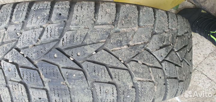 Dunlop SP Winter Ice02 215/55 R17