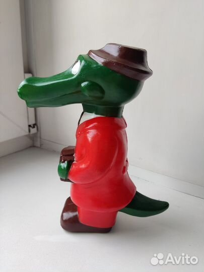 Игрушка крокодил Гена СССР пластик