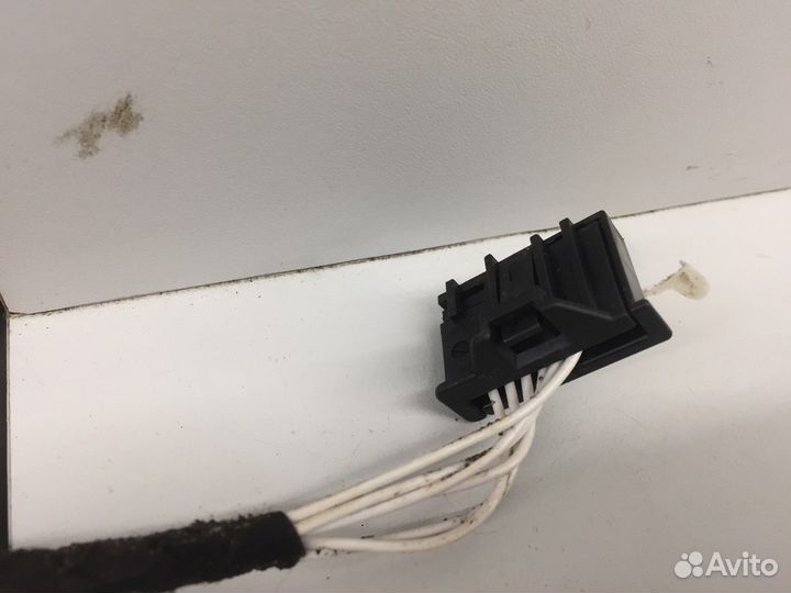 Электропроводка двери задней правой