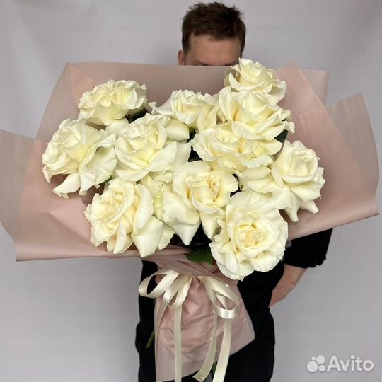 Букет белых роз французских
