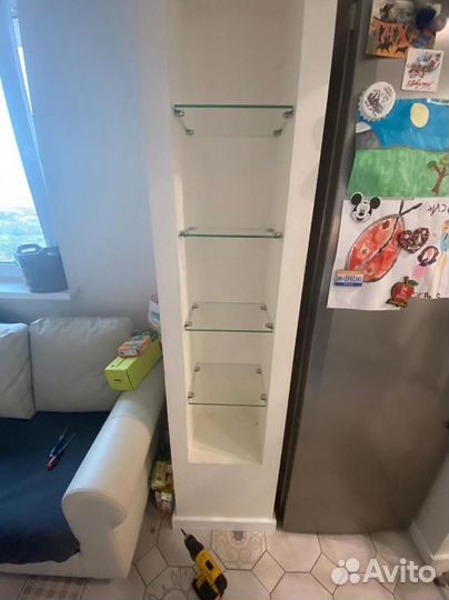 Стеклянные полки