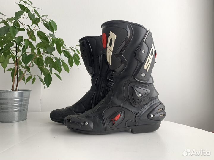 Мотоэкипировка sidi IXS