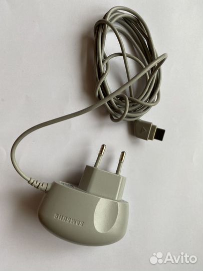 Автомобильная зарядка для телефона Nokia и другие