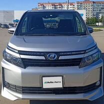 Toyota Voxy 1.8 CVT, 2015, 171 000 км, с пробегом, цена 1 900 000 руб.