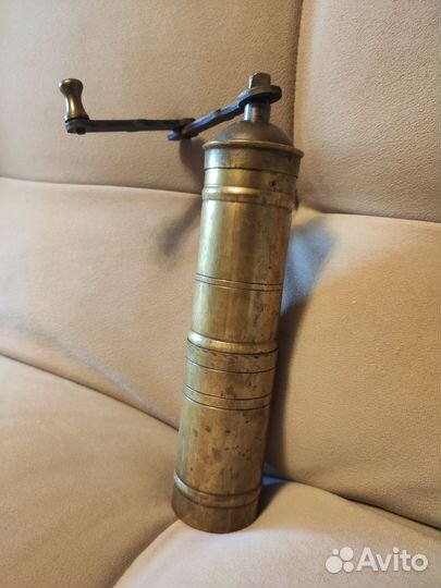 Кофемолка жерновая ручная СССР