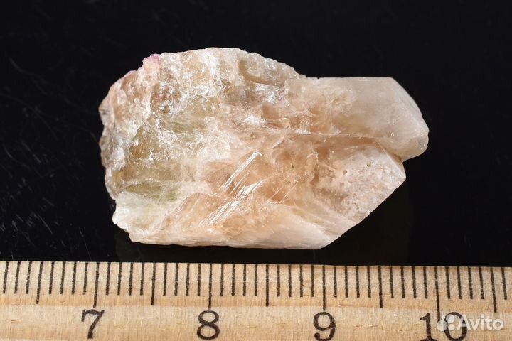 Кристалл. Данбурит. Лот №663