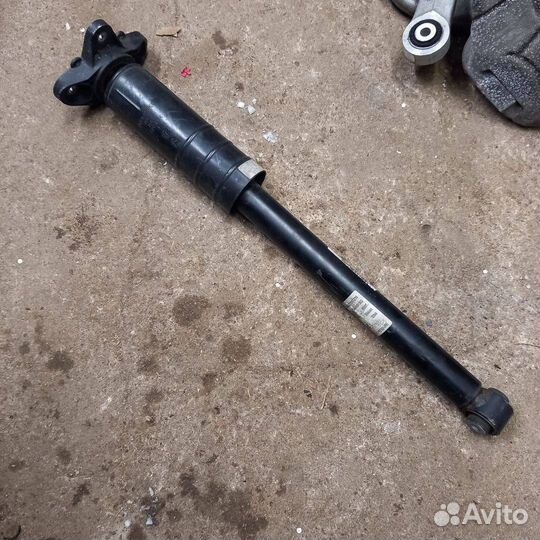 Амортизатор задний Alfa Romeo Giulia 952 2018