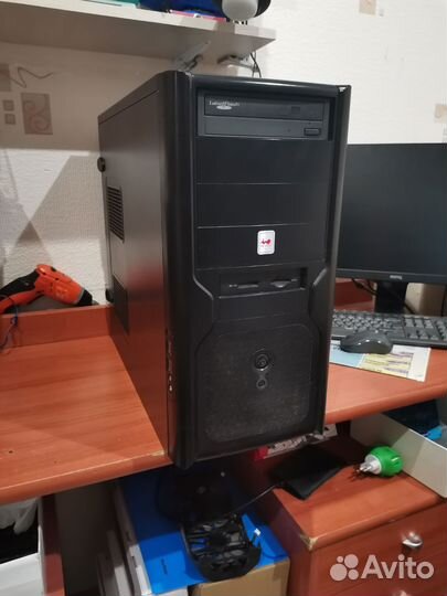 AMD Phenom II x4 965/ 8gb/ SSD+HDD/ GTX 750Ti 2gb