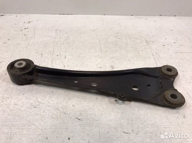 Рычаг продольный задний правый Toyota Rav4 30