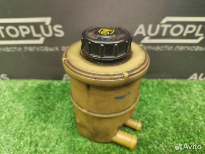 Бачок гур Nissan Almera G15 K4M 848 2016