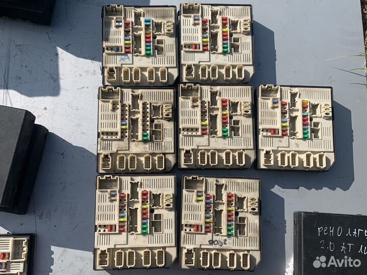 Блок предохранителей renault laguna 3 K9K780