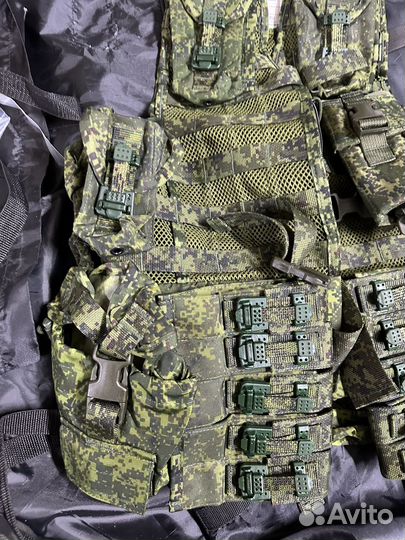 Разгрузочный жилет с подсумками 6ш117