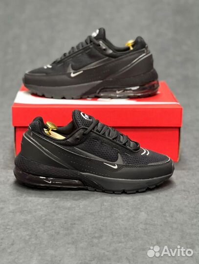 Кроссовки Nike