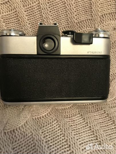 Пленочный фотоаппарат “zenit-E”