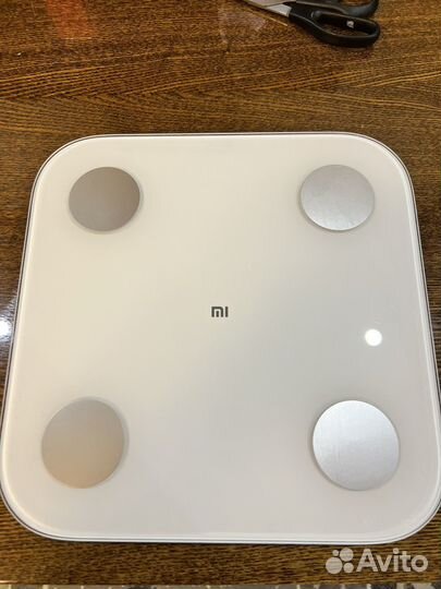 Умные весы Xiaomi Mi Body Composition Scale 2