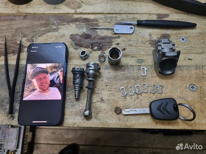 Ремонт автомобильных замков зажигания и дверных