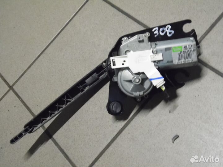 Моторчик заднего дворника Пежо 308