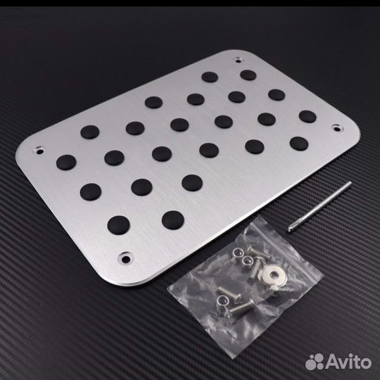 Автомобильная подставка на коврик под ноги