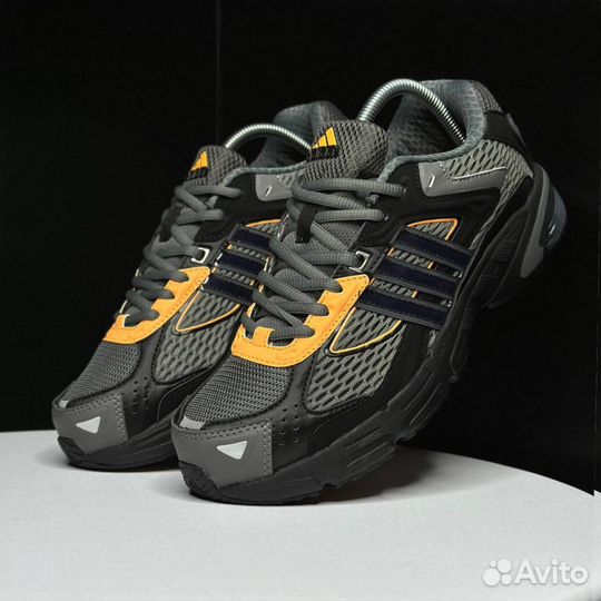 Кроссовки Adidas Response CL
