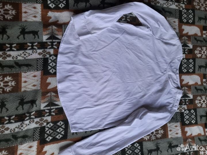 Белая стильная блузка