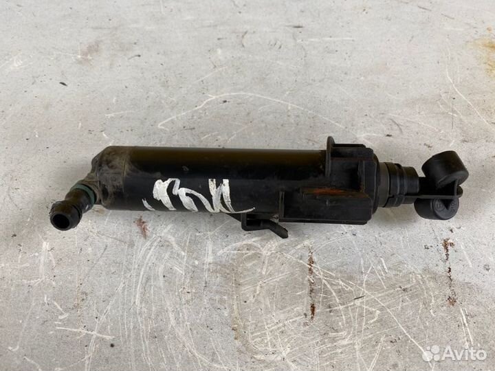 Форсунка омывателя фар правая Audi S5 8T 3.0 tfsi