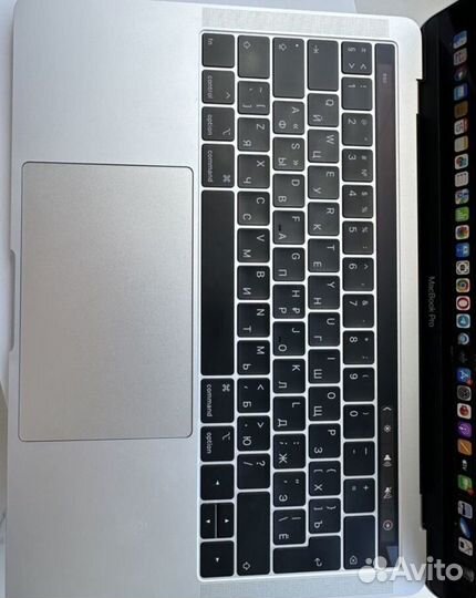 MacBook Pro 13 2019 touch bar