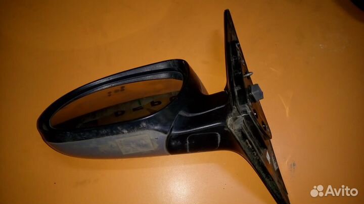 Зеркало левое Hyundai i30 2007-2012