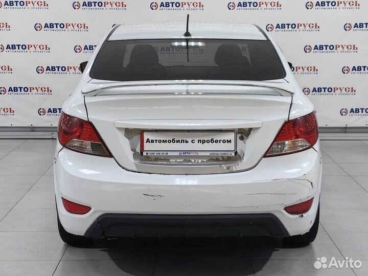 Hyundai Solaris 1.6 AT, 2012, 151 296 км