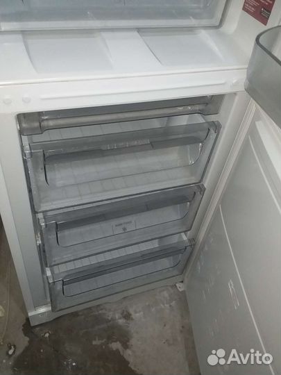 Холодильник б/у
