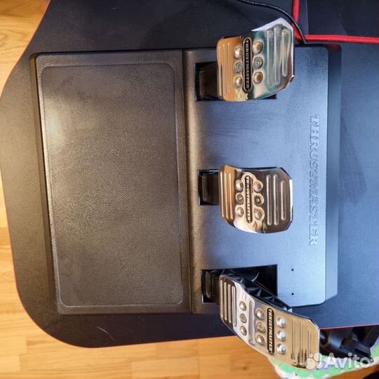 Thrustmaster T150PRO force feedback 3 педали+мкпп