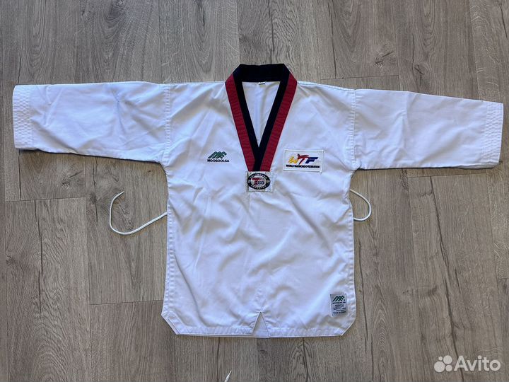 Добок WTF/Форма для Тхэквондо 130 см