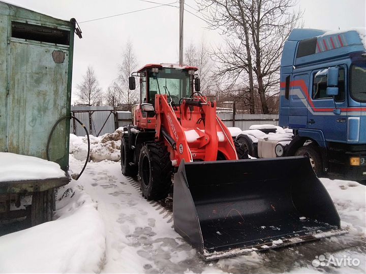 Фронтальный погрузчик Redstar 2500GT, 2022
